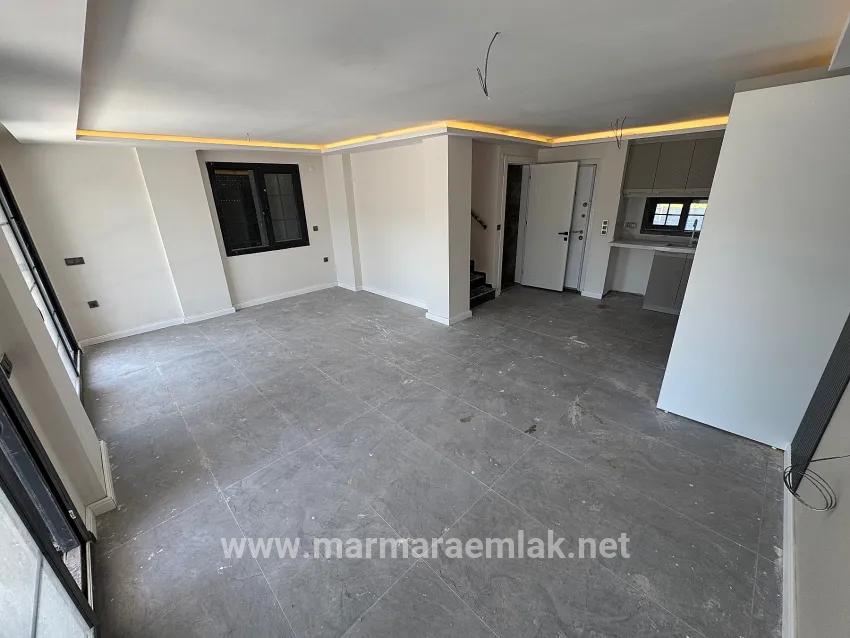 Marmara Emlak’tan İzmir Seferihisar Doğanbey’de Satılık 3+1 Geniş Bahçeli Villa