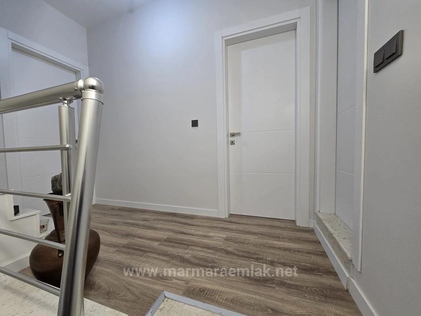 İzmir Seferihisar Ürkmez De Satılık Geniş Bahçeli 3+1 Yazlık Villa