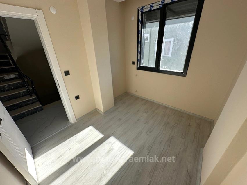 İzmir Seferihisar Doğanbey De Satılık Bahçeli Yazlık 3+1