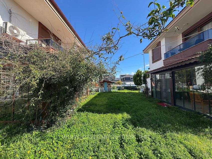 İzmir Seferihisar Doğanbey De Satılık Bahçeli 3+1 Havuzlu Villa