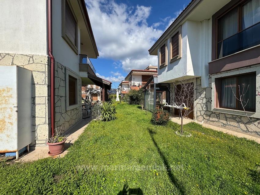 İzmir Seferihisar Doğanbey De Satılık Bahçeli 3+1 Havuzlu Villa