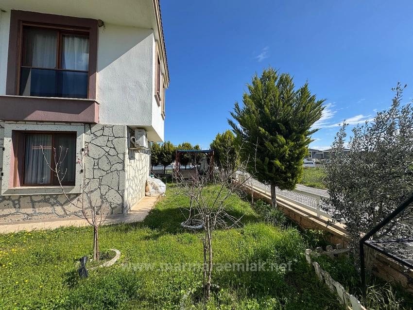 İzmir Seferihisar Doğanbey De Satılık Bahçeli 3+1 Havuzlu Villa