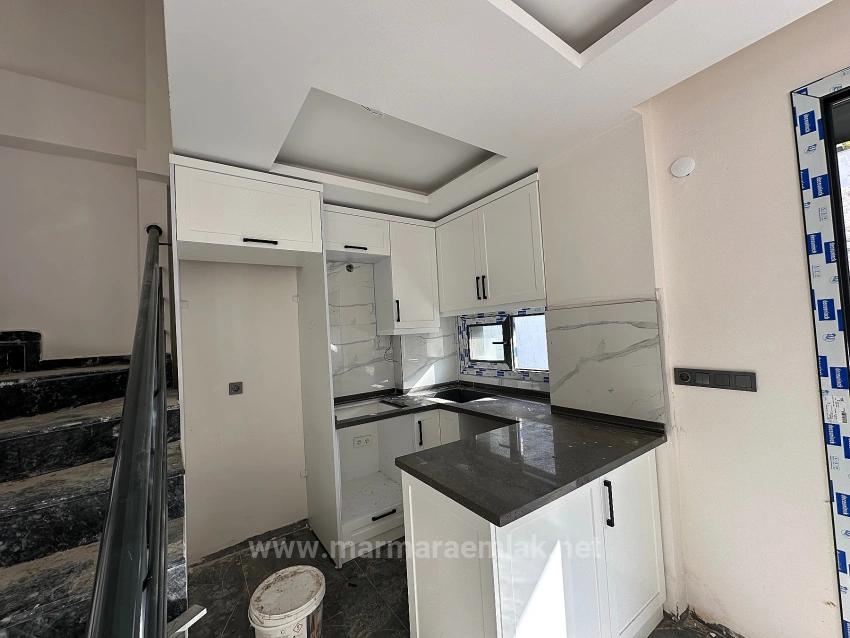 İzmir Seferihisar Ürkmez De Satılık Geniş Bahçeli 2+1 Yazlık Villa