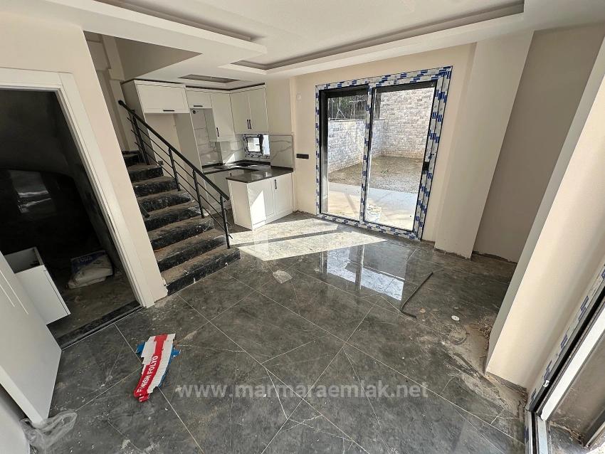 İzmir Seferihisar Ürkmez De Satılık Geniş Bahçeli 2+1 Yazlık Villa