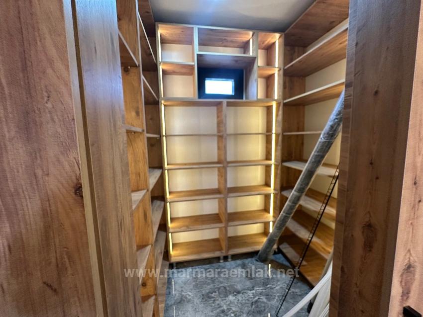 İzmir Seferihisar Doğanbey De Satılık 4+1 280 M2 İçinde Tek Müstakil