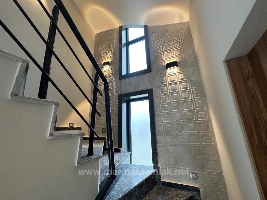 İzmir Seferihisar Doğanbey De Satılık 4+1 280 M2 İçinde Tek Müstakil