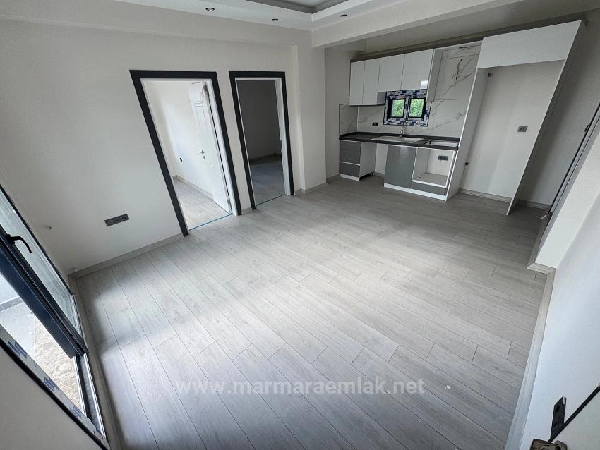 Menderes Gümüldür De Satılık 2+1 Bahçeli Daire