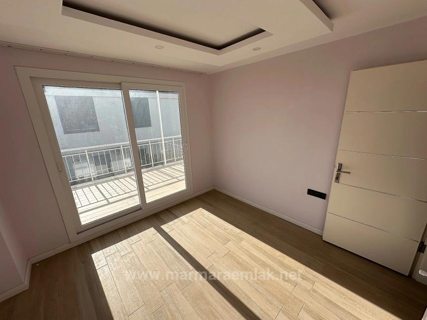 İzmir Seferihisar Doğanbey De Satılık Geniş Bahçeli 4+2 Yazlık Villa Deniz Manzaralı Full