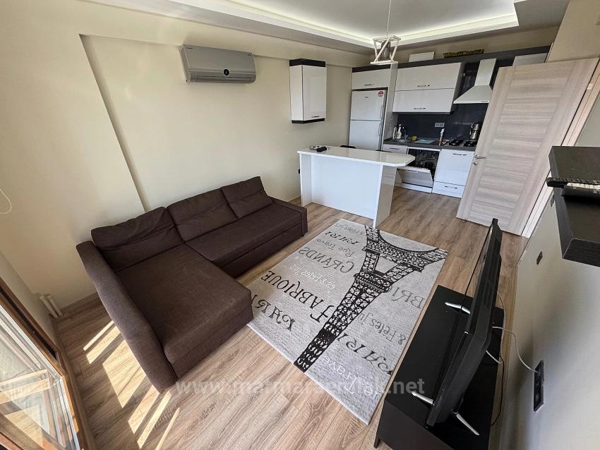 Seferihisar Doğanbey De Satılık 1+1 Havuzlu Site İçinde Daire