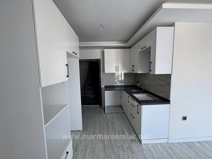 Seferihisar Doğanbey De Satılık 1+1 Ara Kat Daire Denize 60 Metre