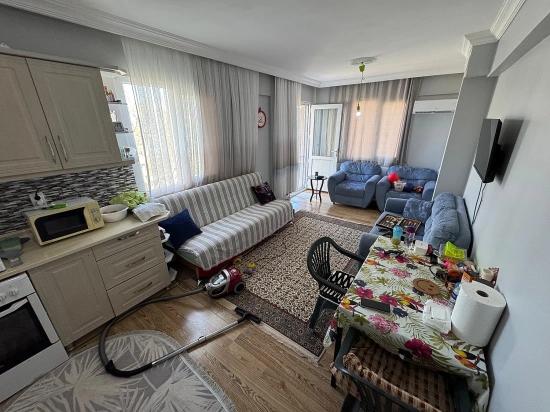 Ürkmez Merkez De Satılık 2+1 Yazlık Arakat Daire