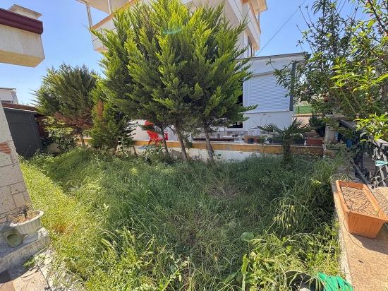 İzmir Seferihisar Doğanbey De Satılık Bahçeli 2+2 Villa
