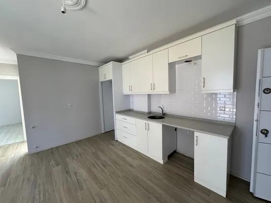 İzmir Seferihisar Ürkmez'de Satılık 2+1 Daire Denize 450 Metre