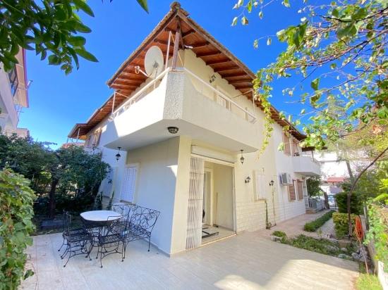 Seferihisar Ürkmez De Satılık 3+1 Satılık Villa Denize Sadece 50 Metre