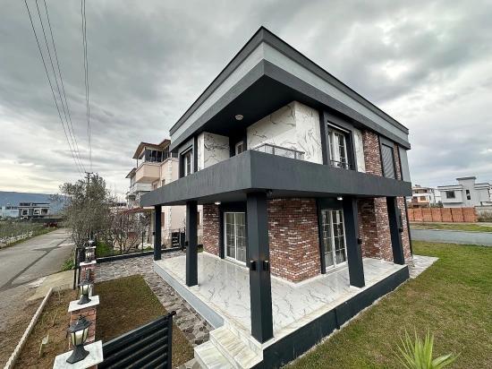 İzmir Seferihisar Doğanbey De Satılık Bahçeli Yazlık 3+1 Müstakil