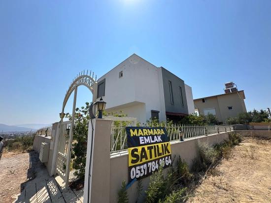 İzmir Seferihisar Doğanbey De Satılık 2+1 Geniş Bahçeli Yazlık Villa Deniz Manzaralı Full