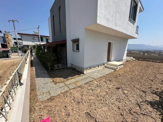 İzmir Seferihisar Doğanbey De Satılık 2+1 Geniş Bahçeli Yazlık Villa  Deniz Manzaralı Full