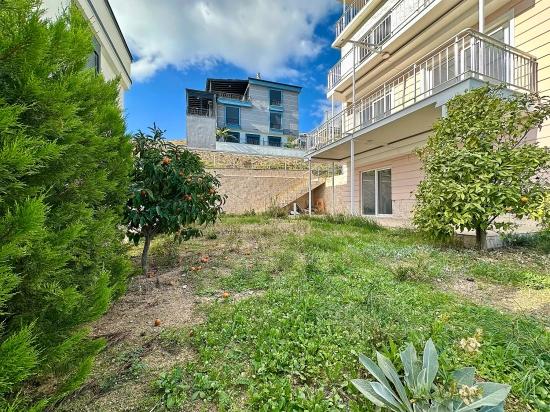 İzmir Seferihisar Doğanbey De Satılık Geniş Bahçeli 4+2 Yazlık Villa Deniz Manzaralı Full