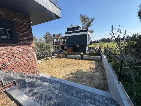İzmir Seferihisar Doğanbey De 3+1 Satılık Bahçeli Villa