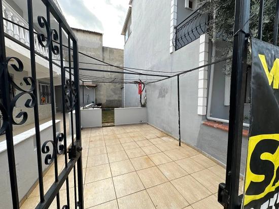 İzmir Seferihisar Doğanbey De Satılık Bahçeli 4+1 Villa