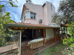 Seferihisar Doğanbey Cumhuriyet Mah. Satılık 3+1 Villa - 180 m²