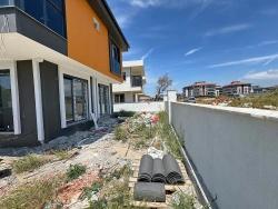 Seferihisar Çolak İbrahim Bey Mah. Satılık 3+1 Villa - 185 m²