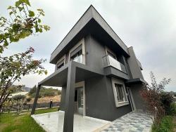 Seferihisar Doğanbey Atatürk Mah. Satılık 3+1 Villa - 145 m²