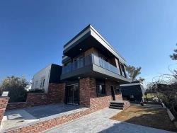 İzmir Seferihisar Doğanbey De 3+1 Satılık Bahçeli Villa