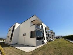 Seferihisar Doğanbey De Satılık 1+1 Havuzlu Site İçinde Daire