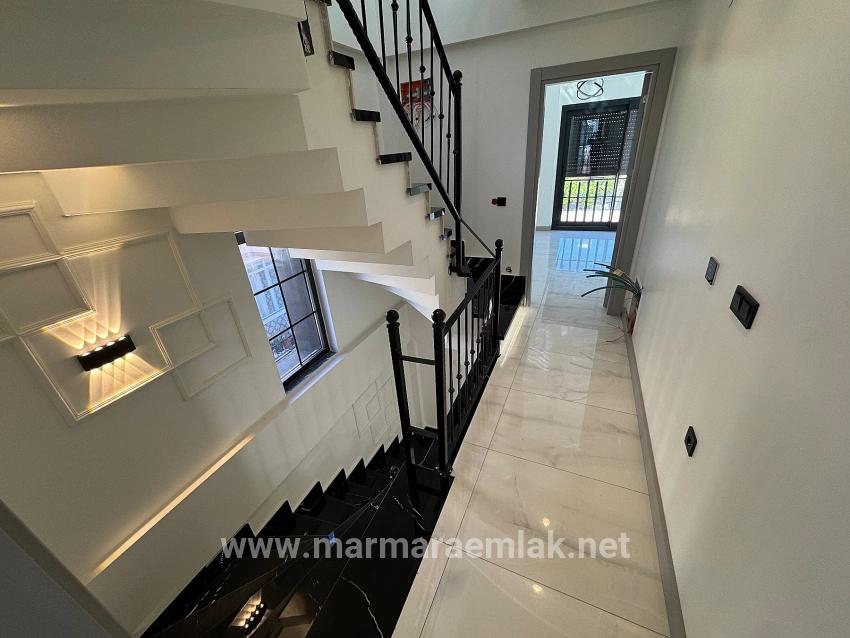 Menderes Gümüldür Gümüldür Fevzi Çakmak Mah. Satılık 3+1 Villa - 160 m²