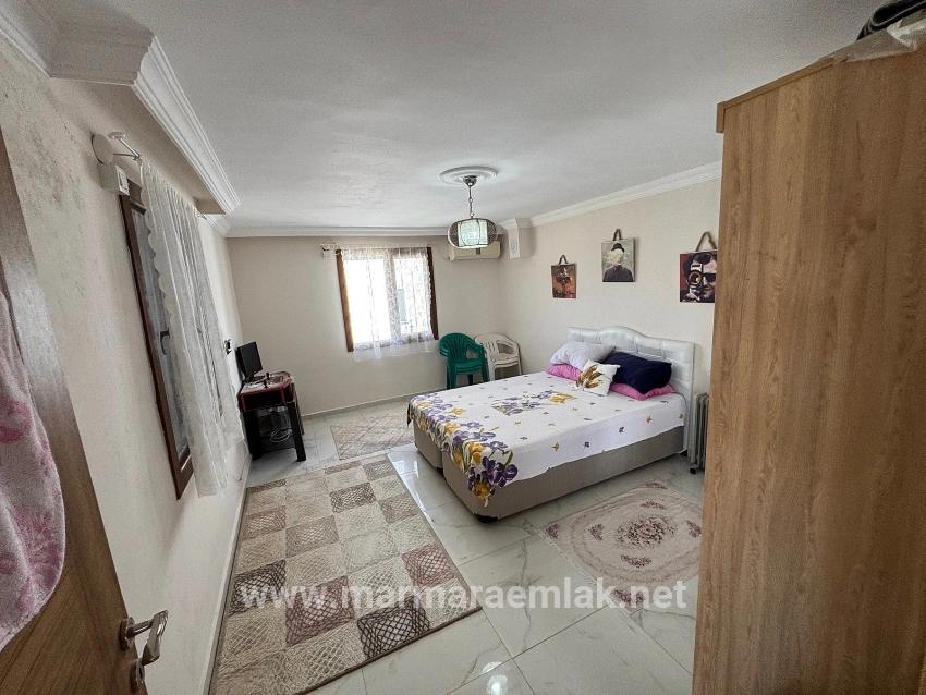 Seferihisar Doğanbey Cumhuriyet Mah. Satılık 2+2 Villa - 140 m²
