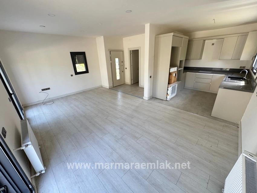 Seferihisar Doğanbey Cumhuriyet Mah. Satılık 3+1 Müstakil Ev - 250 m²