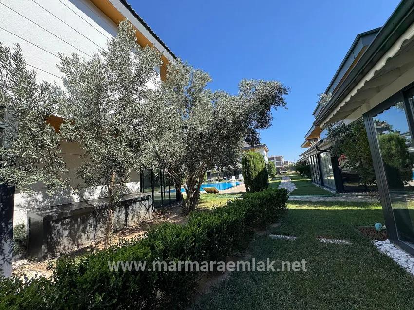 Seferihisar Doğanbey Cumhuriyet Mah. Satılık 3+1 Villa - 290 m²