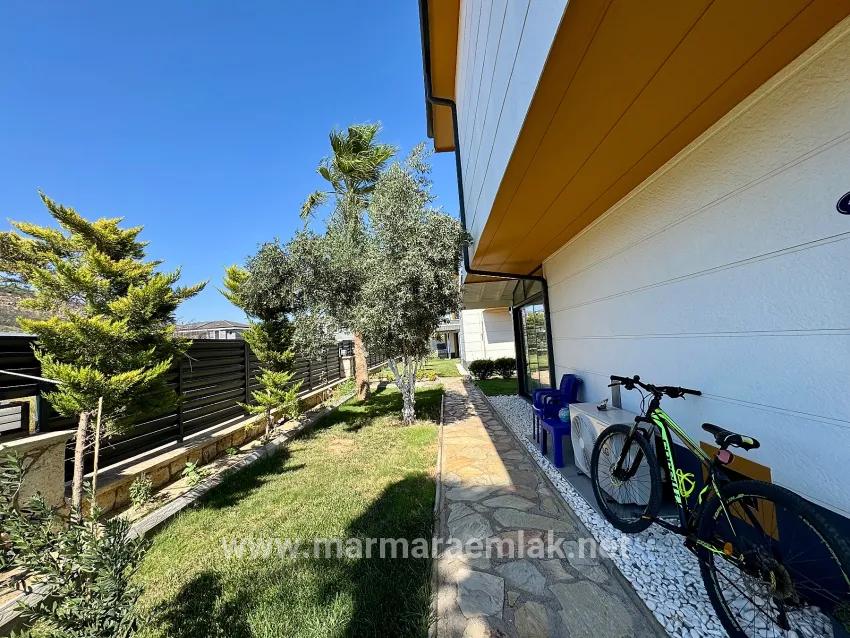 Seferihisar Doğanbey Cumhuriyet Mah. Satılık 3+1 Villa - 290 m²