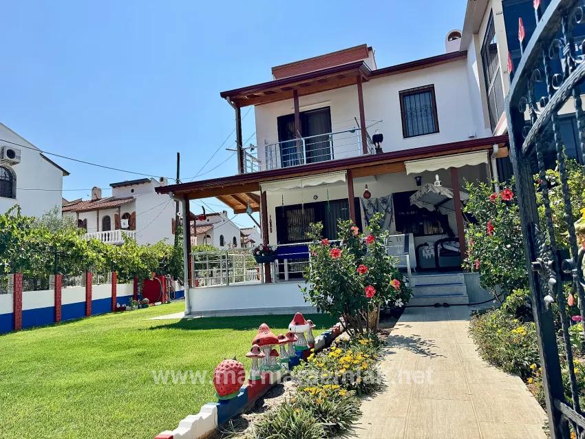 Seferihisar Doğanbey Cumhuriyet Mah. Satılık 3+1 Villa - 220 m²