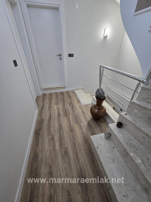 Seferihisar Ürkmez Mersin Alanı Mah. Satılık 3+1 Villa - 150 m²