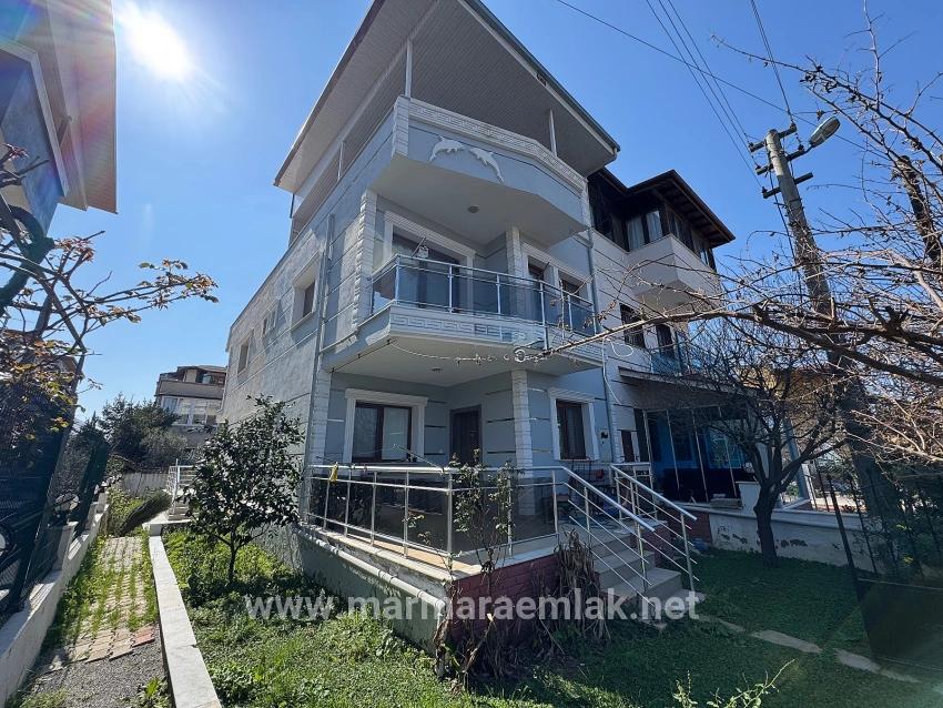 Seferihisar Doğanbey Cumhuriyet Mah. Satılık 2+1 Villa - 140 m²