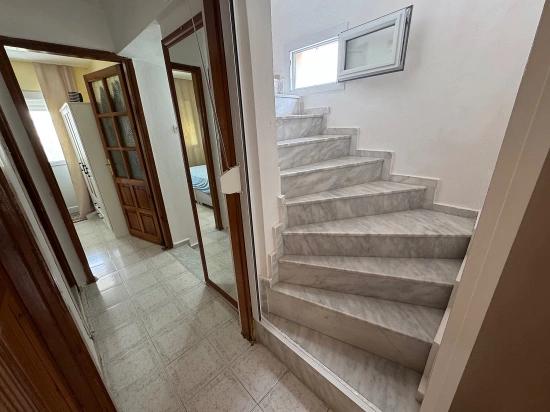 İzmir Seferihisar Doğanbey De Satılık Bahçeli 3+1 Villa