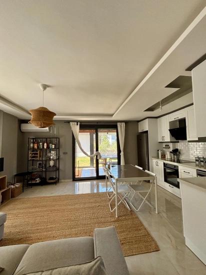 İzmir Seferihisar Doğanbey De Satılık Bahçeli 3+1 Yazlık Villa