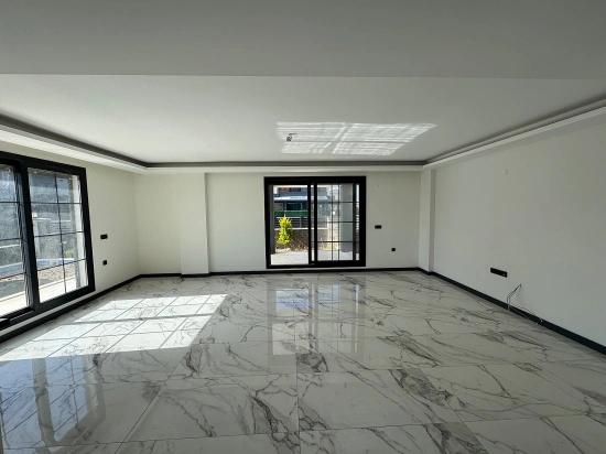 İzmir Seferihisar Da Satılık 3+1 350 M2 İçinde Havuzlu Tek Müstakil Villa