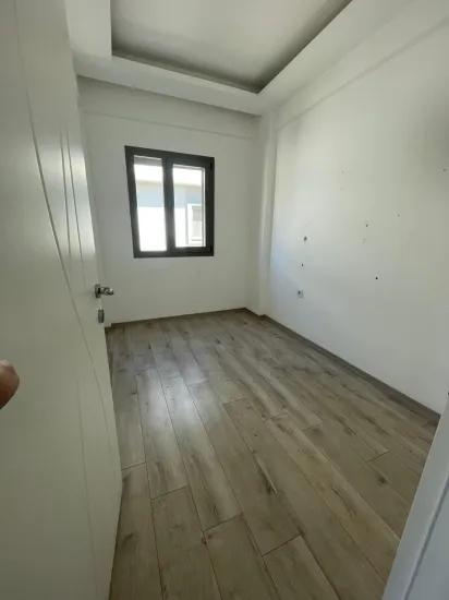İzmir Seferihisar’da Satılık 4 + 1 Geniş Bahçeli Yazlık Villa