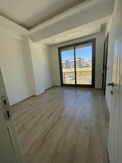 İzmir Seferihisar’da Satılık 4 + 1 Geniş Bahçeli Yazlık Villa
