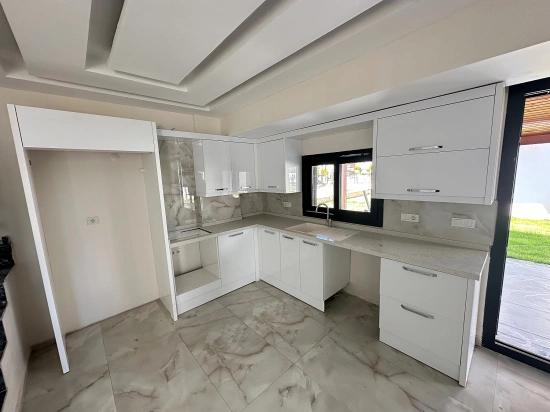 İzmir Seferihisar Doğanbey De Satılık Bahçeli Yazlık 3+1 Müstakil