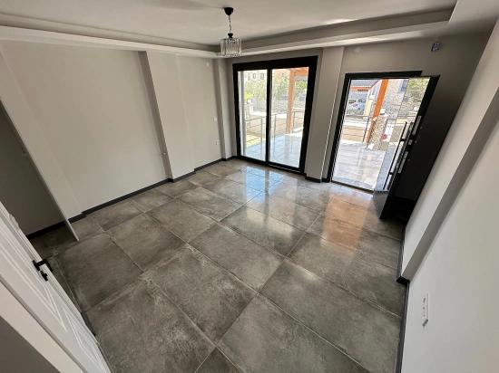 İzmir Seferihisar Doğanbey De Satılık 2+1 Bahçeli Yazlık Villa