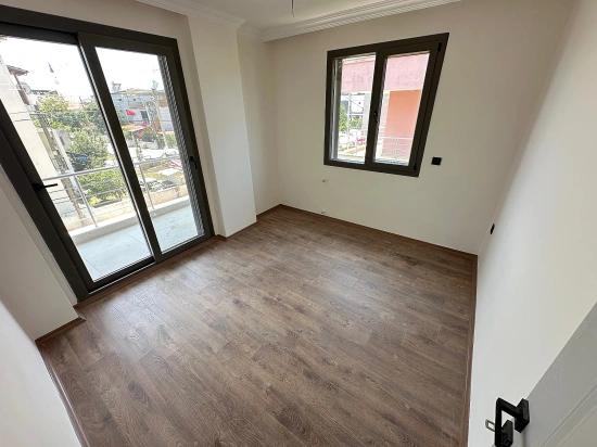 İzmir Seferihisar Doğanbey De Satılık Bahçeli 2+1 Yazlık Villa