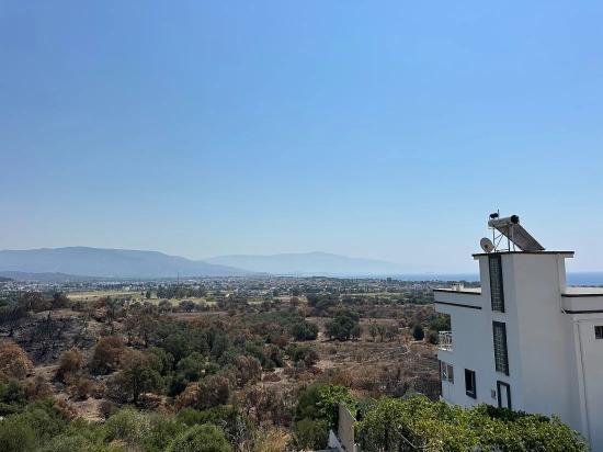 İzmir Seferihisar Doğanbey De Satılık 2+1 Geniş Bahçeli Yazlık Villa  Deniz Manzaralı Full