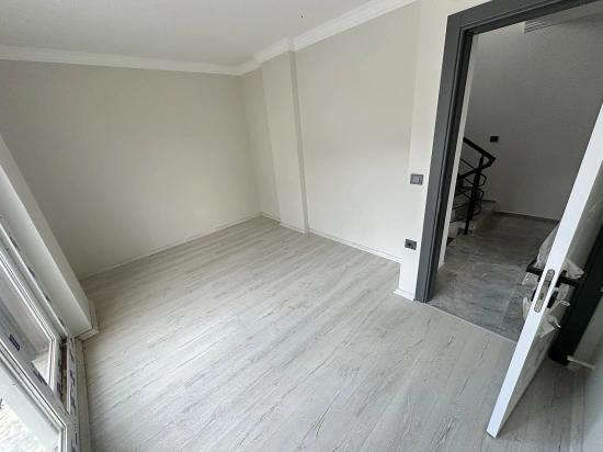 İzmir Seferihisar Doğanbey De Satılık Bahçeli 3+1 Villa