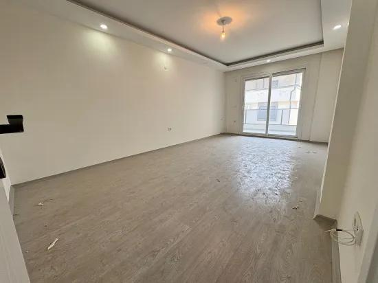 İzmir Seferihisar Ürkmez Merkez De Satılık 3+1 Yazlık Daire Denize 450 Metre