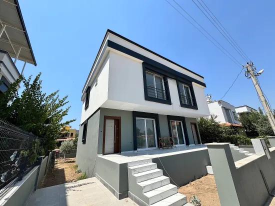 İzmir Seferihisar Doğanbey De Satılık Geniş Bahçeli 2+1 Villa