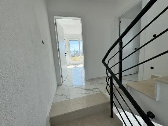 İzmir Seferihisar Doğanbey De Satılık Geniş Bahçeli 2+1 Villa